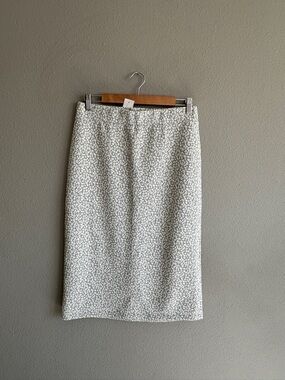 NWT Loft Light Gray Leopard Stretch Knit Midi Skirt Medium